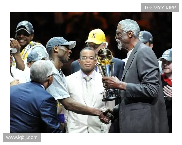 比尔·拉塞尔：篮球传奇与冠军精神的传承之路